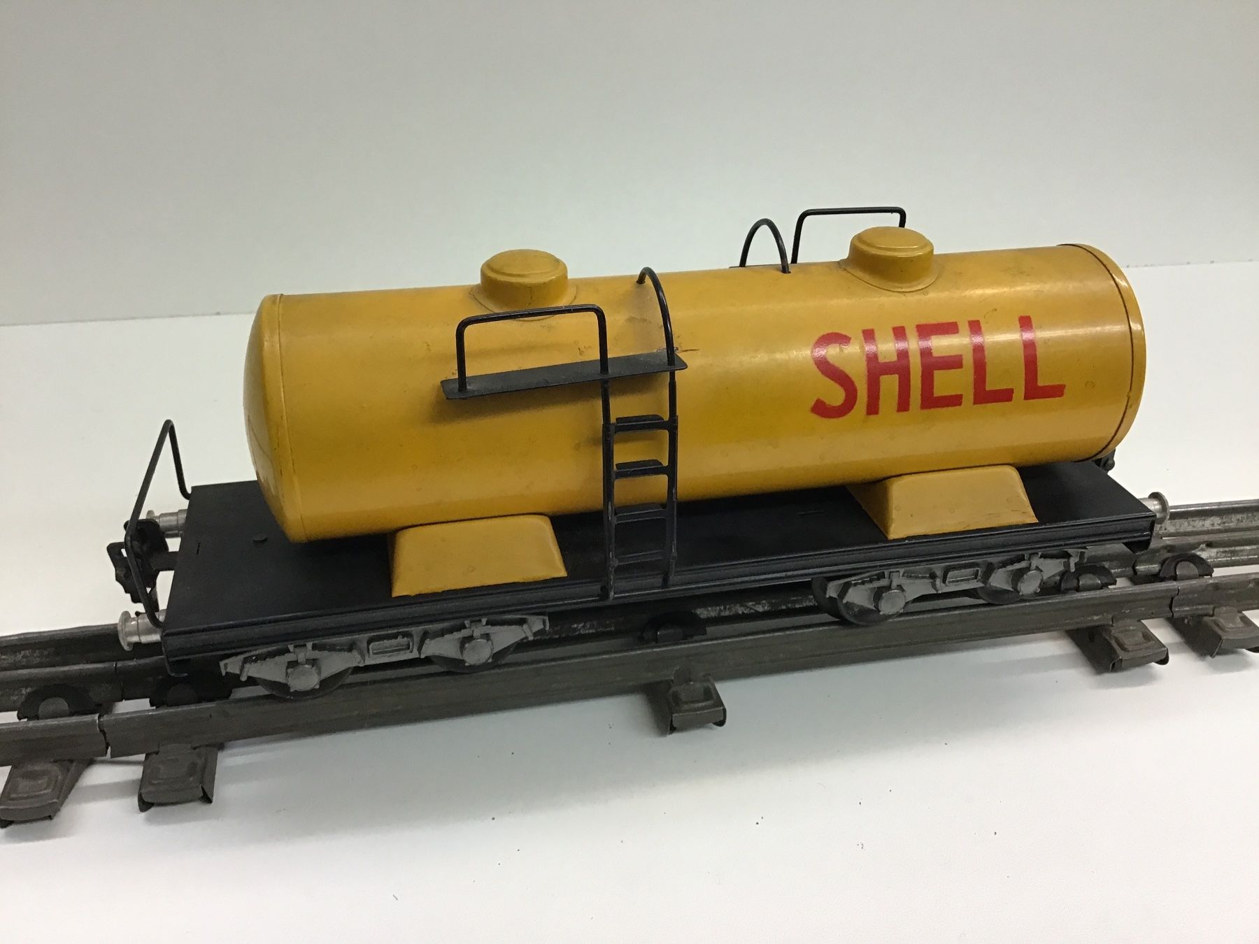 Hag Modelleisenbahnen: Shell Kesselwagen, Blechspielzeug, HAG  Spur 0, – Gebraucht aus Männedorf von Modellbau-wyss 1