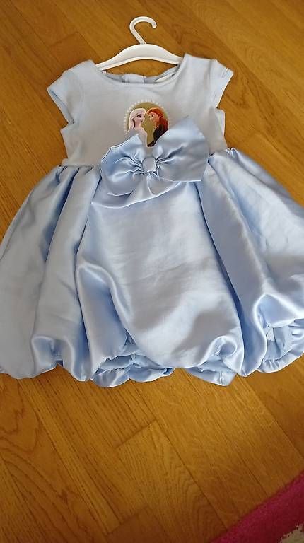 Lotti & Set di vestiti: Schönes Kleiderpacket grösse 2-4 Jahre – Usato da Hinwil venduto da Sabirose9 1