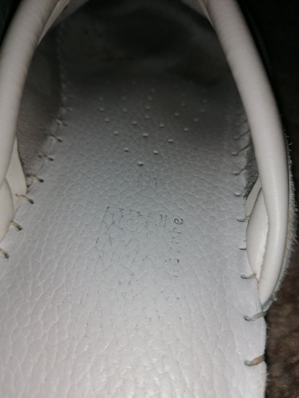 Scarpe da donna: Pantoffeln weiss Gr. 40 – Usato da Aeugst am Albis venduto da Stevens4 4