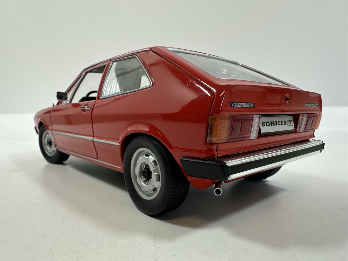 Revell Voitures modèles: Volkswagen VW Scirocco GTI 1:18, inkl. OVP, REVELL – Neuf (Voir description) à Zofingen par rf9_x2xt 3