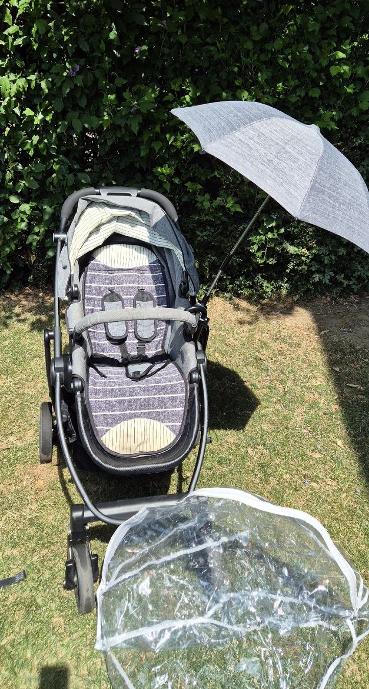 Kinderwagen: Graco Travel System 3 in 1 – Gebraucht aus Oberwil BL von vqv_b2vq 1