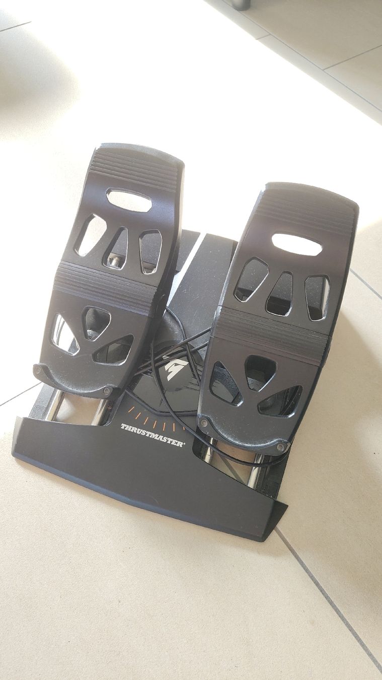 Thrustmaster Controller: Thrustmaster T16000M Flightpack – Usato da Rüti ZH venduto da Mazogg 1
