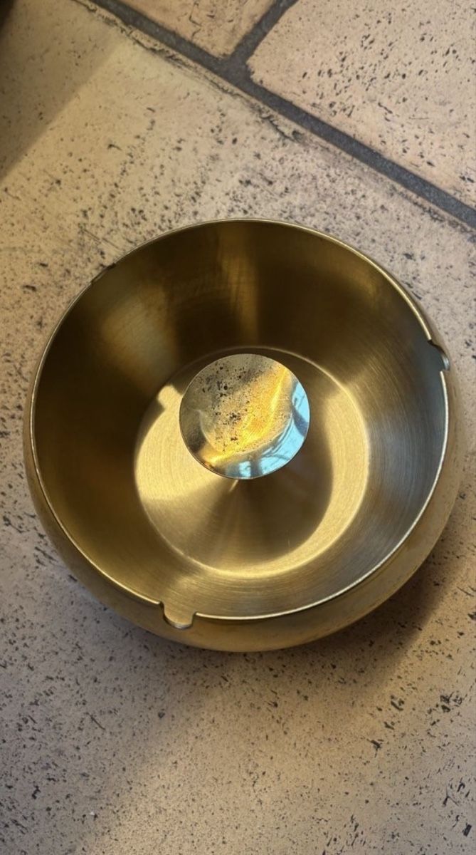 Tabacchi: Zigarettenaschenbecher mit rolls royce – Nuovo e nell'imballaggio originale da Seuzach venduto da Diamand28 1