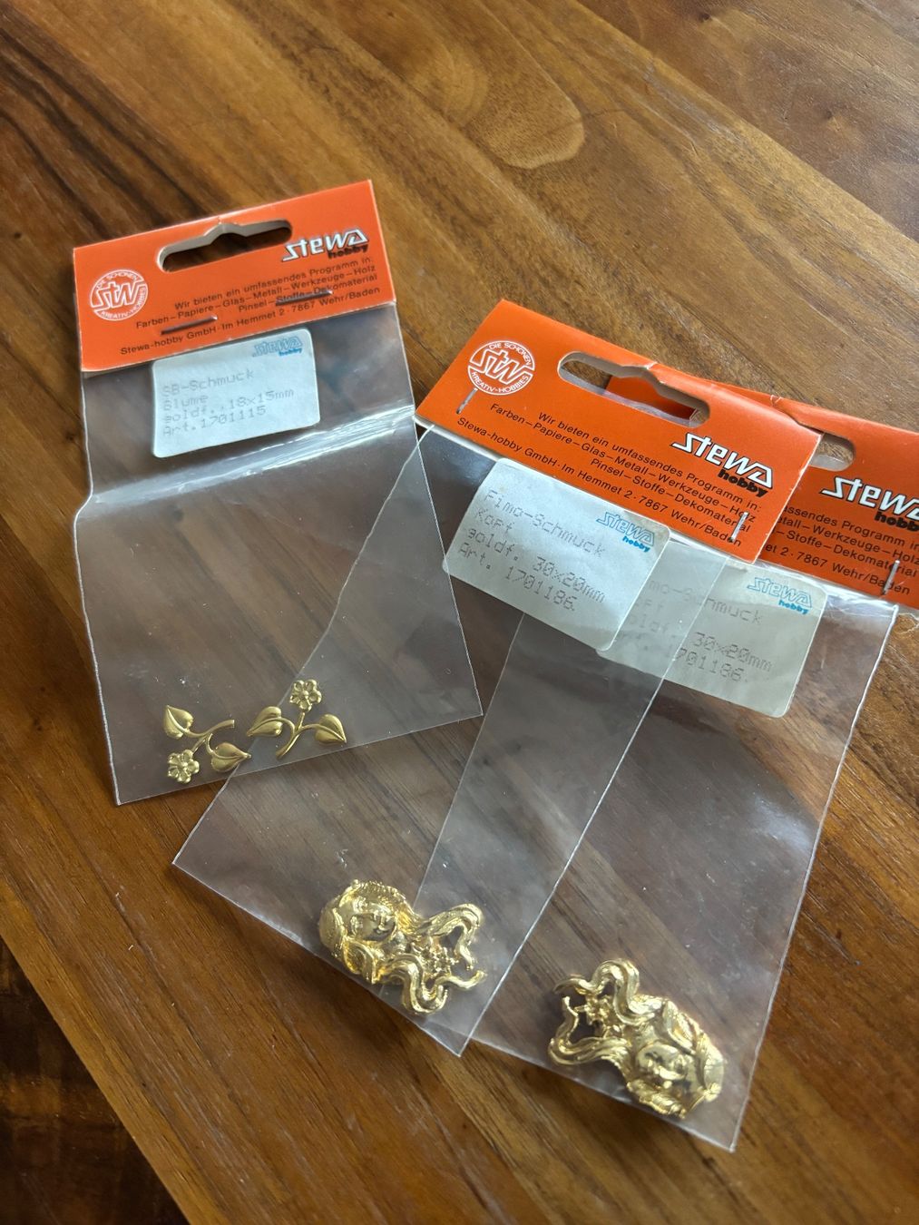 Kit bricolage: 3x Stewa Hobby Blume und Kopf – Nuovo e nell'imballaggio originale da Balsthal venduto da Uroby