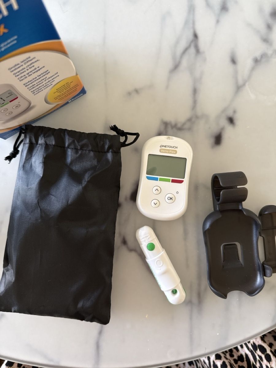 Attrezzature mediche: OneTouch Verio Flex Blutzuckermessgerät neuwertig – Nuovo e nell'imballaggio originale da Basel venduto da selinalivia 2