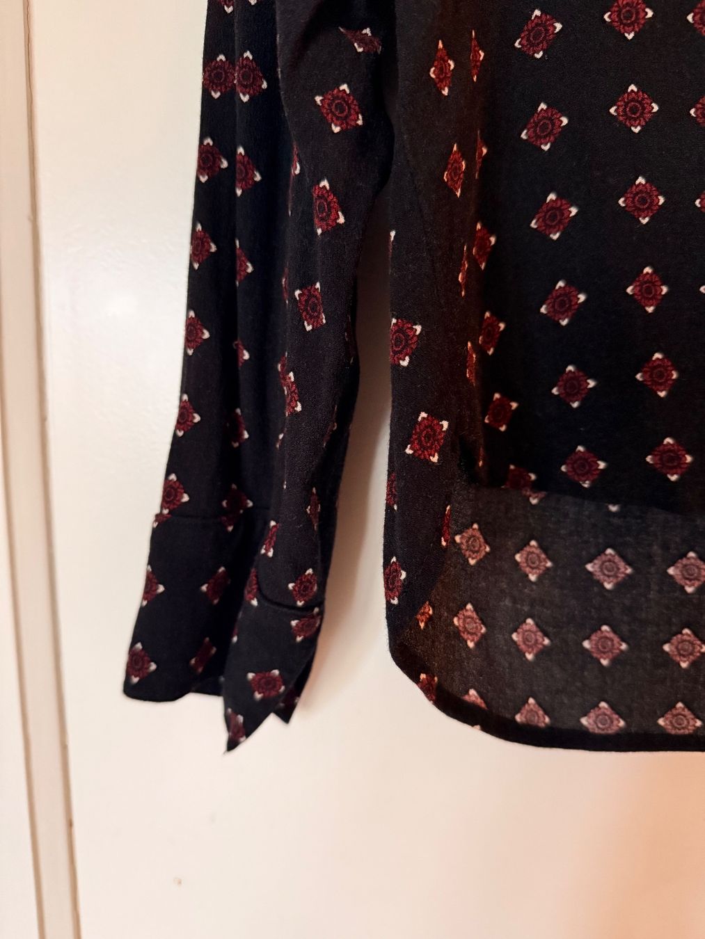 H&M Camicette: Schicke H&M Bluse mit Muster, Grösse L – Usato da Zürich venduto da maggi96 2