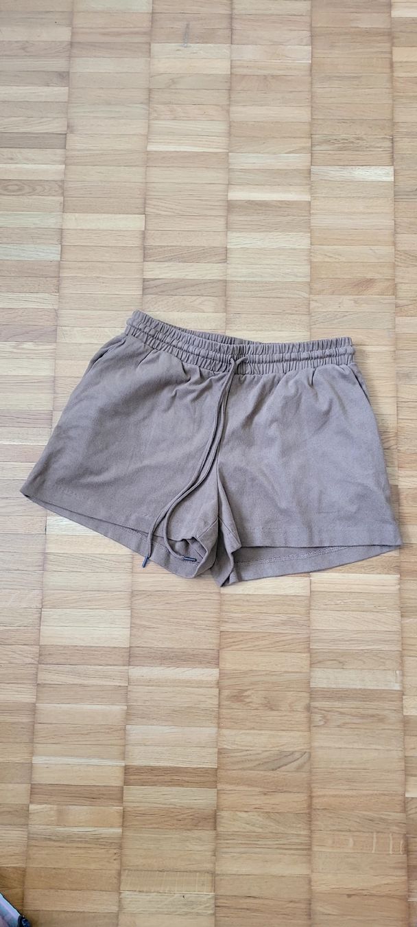 H&M Pantaloni: Braune Sommer Shorts, Gr. 36 - H&M – Usato da Emmenbrücke venduto da gatasalvache