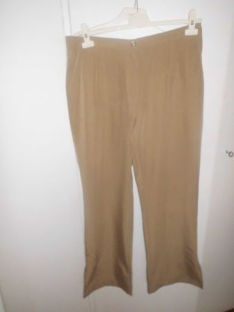 Pantalon beige T. 44