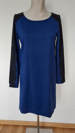Robe Love Moschino bleu dentelle élégante T36 38 laine coton