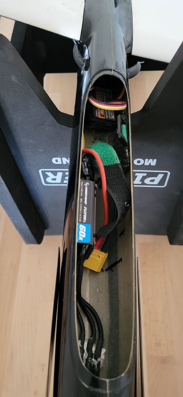 Gfk RC Kits de montage: RCRCM Tango Elektrosegler – D'occasion à Nussbaumen AG par Mattduke 1