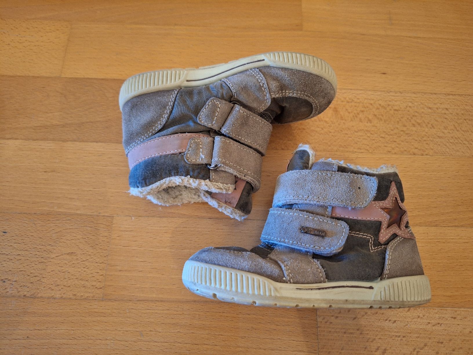 Primigi Schuhe für Mädchen: Winterschuhe von Primigi in Gr. 25 – Gebraucht aus Oberrieden von man_9tm2 2