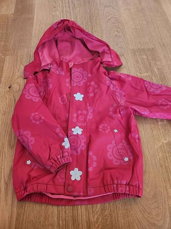 Giacche & Cappotti: Regenjacke in Grösse 98/104 – Usato da Winterthur venduto da kyubi 1