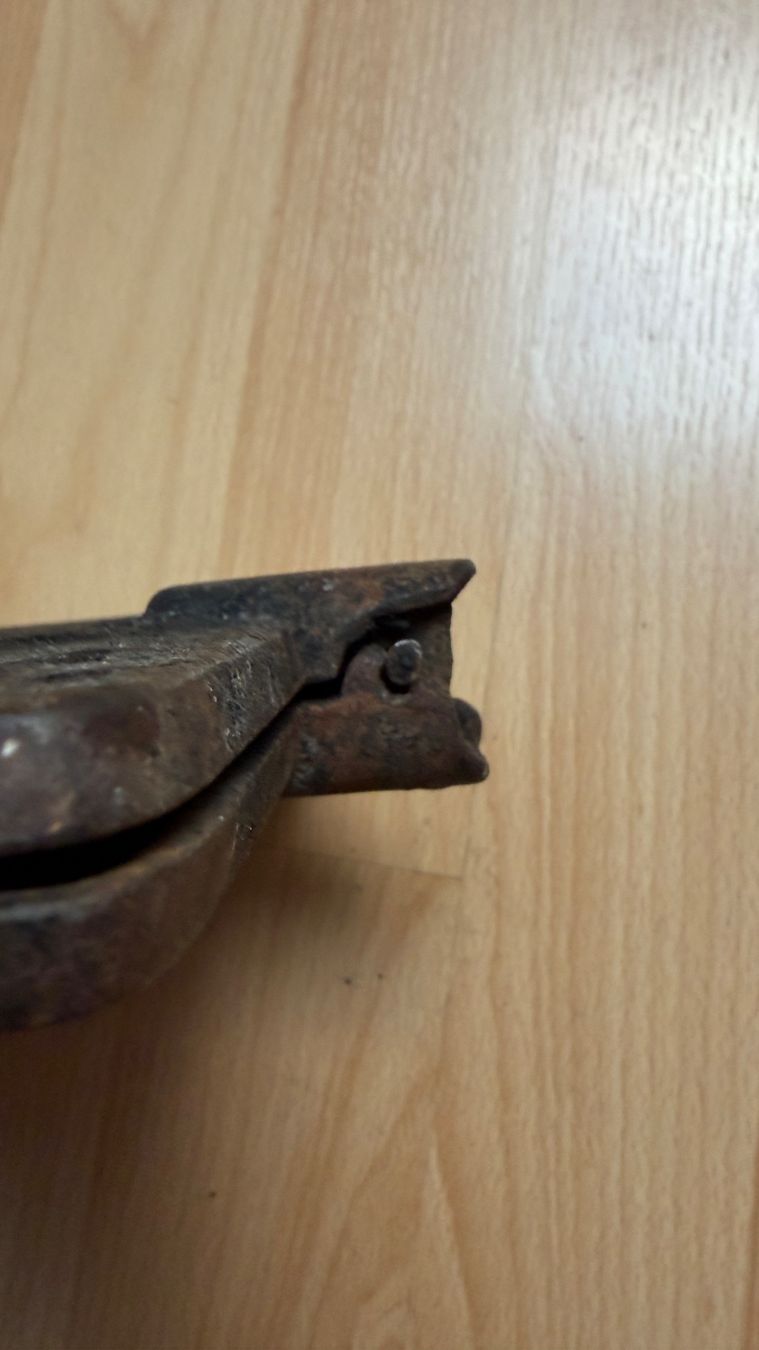 Moules à gâteaux: Bretzeleisen mit 8 Schweizer Motiven, 01.August – D'occasion à Thun par BanjoDan 6