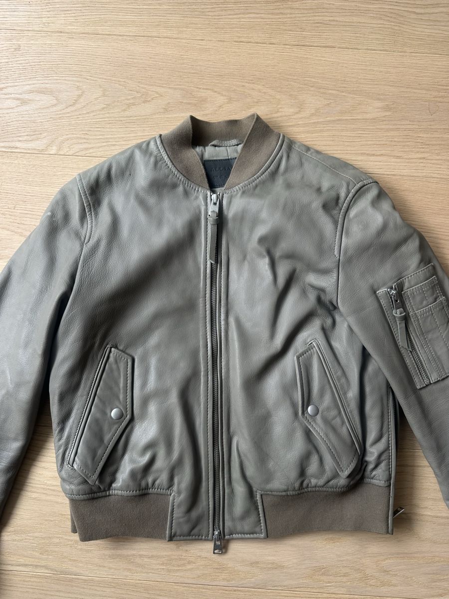 Allsaints Jacken: ALLSAINTS olive green leather bomber jacket EU40 – Gebraucht aus St. Niklausen LU von lau_259n 1