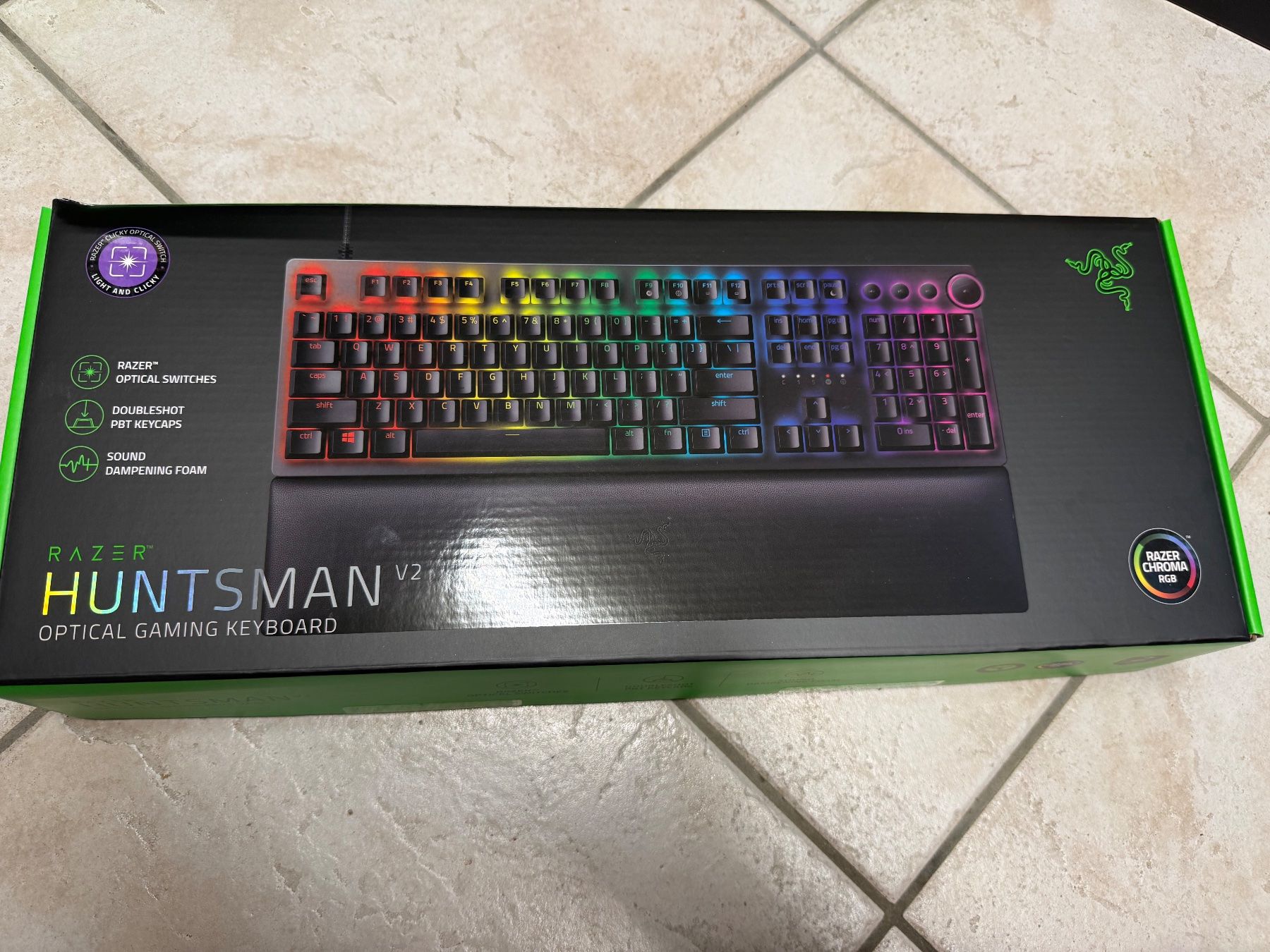 Razer Tastiere: Razer Huntsman V2, Optical Gaming Keyboard – Nuovo (secondo la descrizione) da Recherswil venduto da Yasa97