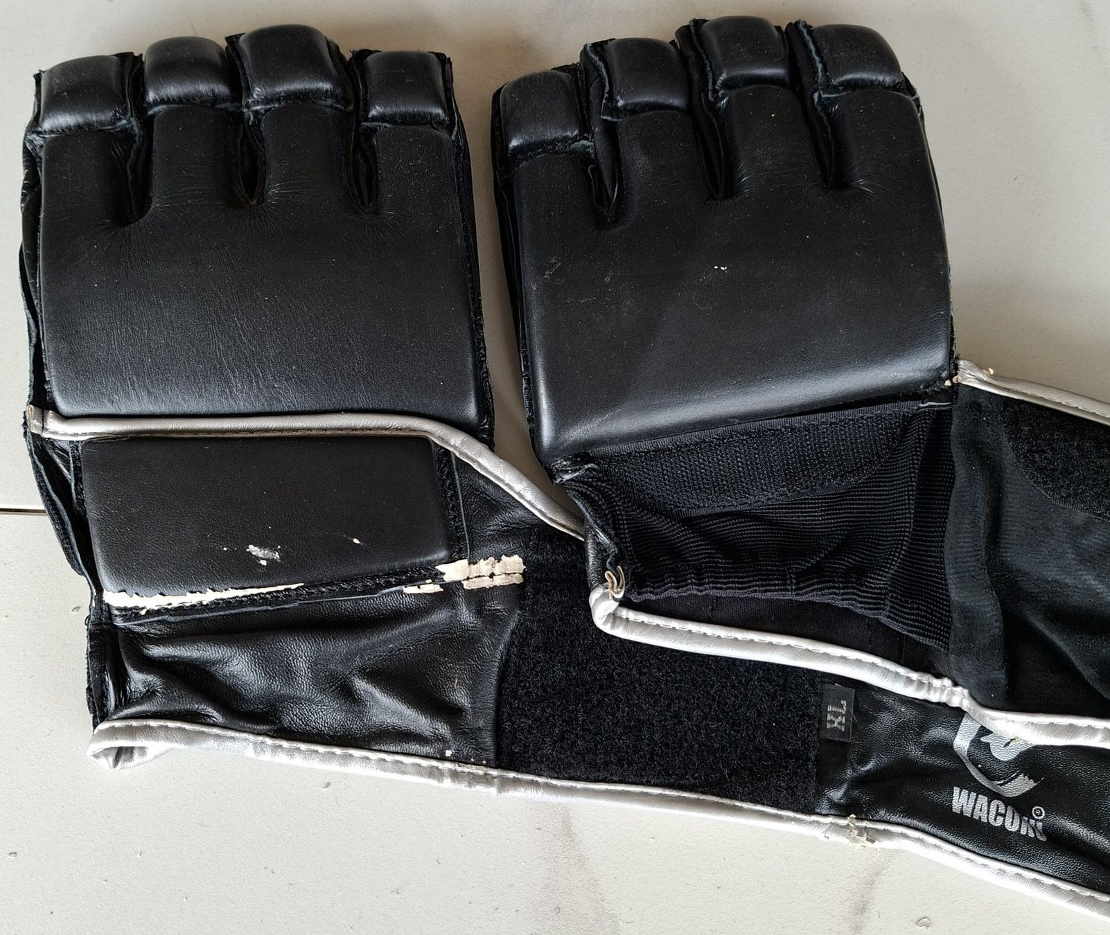 Guanti & manicotti: Boxhandschuhe Wacoku – Nuovo (secondo la descrizione) da Ziefen venduto da MullerD 3