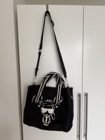 Karl Lagerfeld Tasche in schwarz aus Stoff