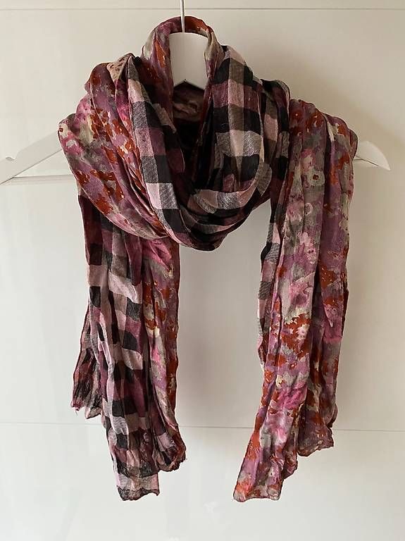 Foulards, Tücher & Schals: Schals, Halstücher, Damen IV – Gebraucht aus Zürich von nad_7gzh 3