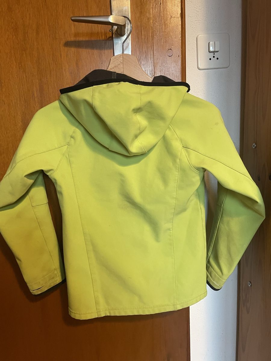 Decathlon Jacken & Mäntel: Veste softshell 122 Quechua – Gebraucht aus Grattavache von Benterra 1