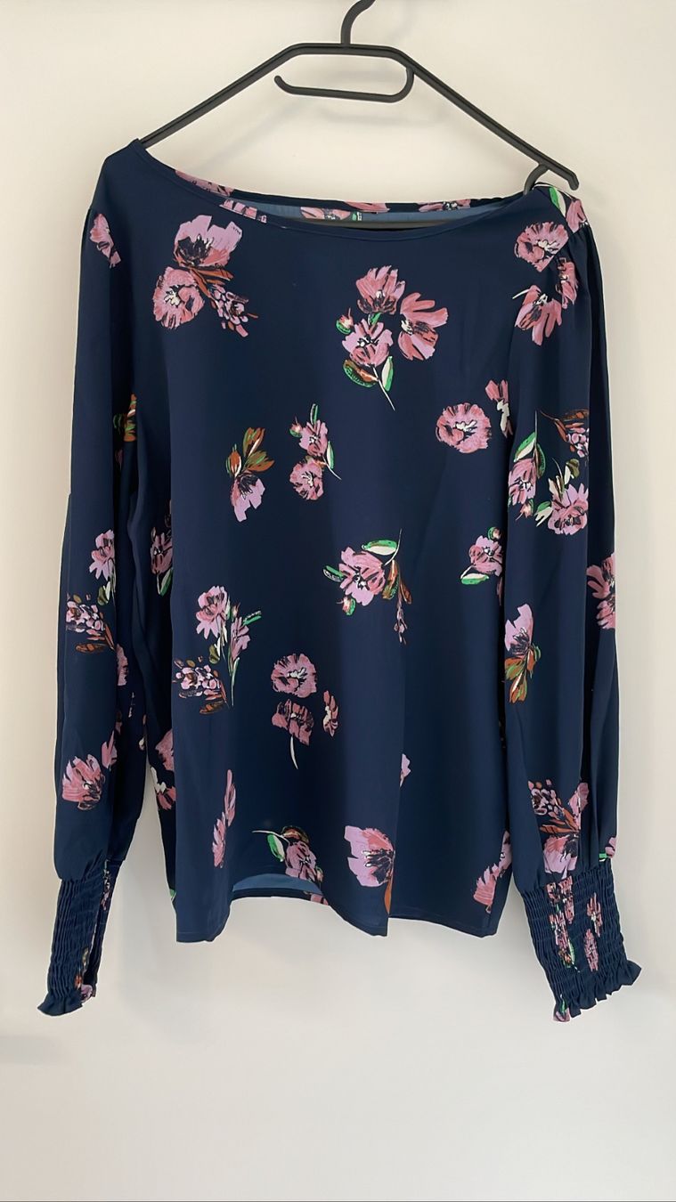 Vero Moda Blusen: Vero Moda Bluse mit Blumenprint Gr. M – Neu (gemäss Beschreibung) aus Lyss von Cla_xhb8