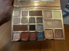 BH Cosmetics Desert Oasis Eyeshadow and Highlighter