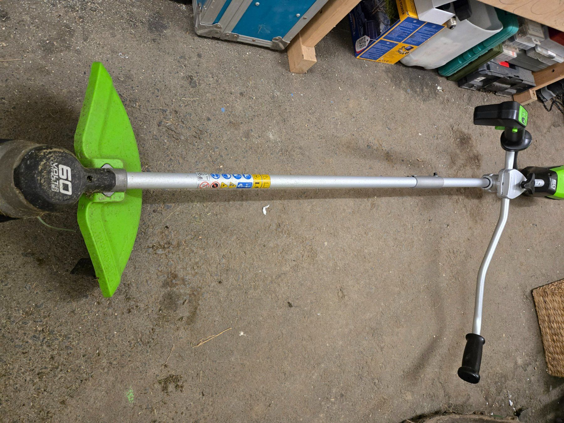 Alle Maschinen: Trimmer – Gebraucht aus Masein von Vivavero