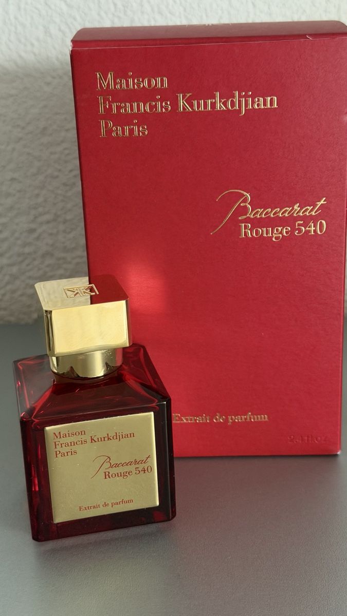 Kurkdjian Profumi & Eau de Toilette: Baccarat Rouge 540 Extrakt, 2 ml – Usato da Sursee venduto da nri_sbv9