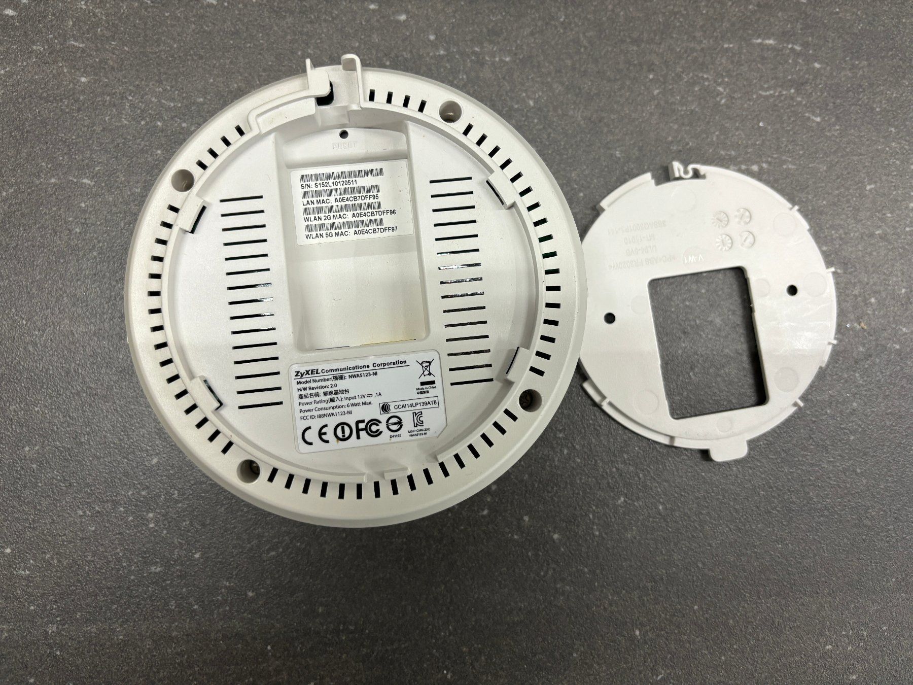 Zyxel Laufwerke & Adapter: ZyXEL Profi WLAN AccessPoint N600 ***PORTOFREI*** – Gebraucht aus Landquart von Chrigi88 2