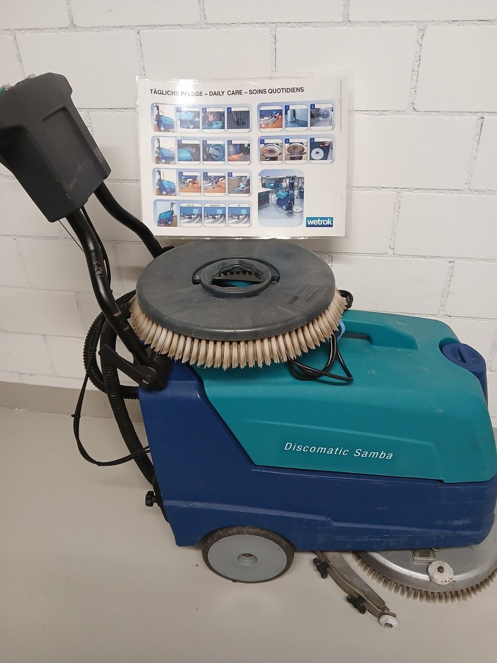 Wetrok Toutes les machines: Putzmaschine Discomatic Samba – Défectueux à Niederuzwil par Werner77