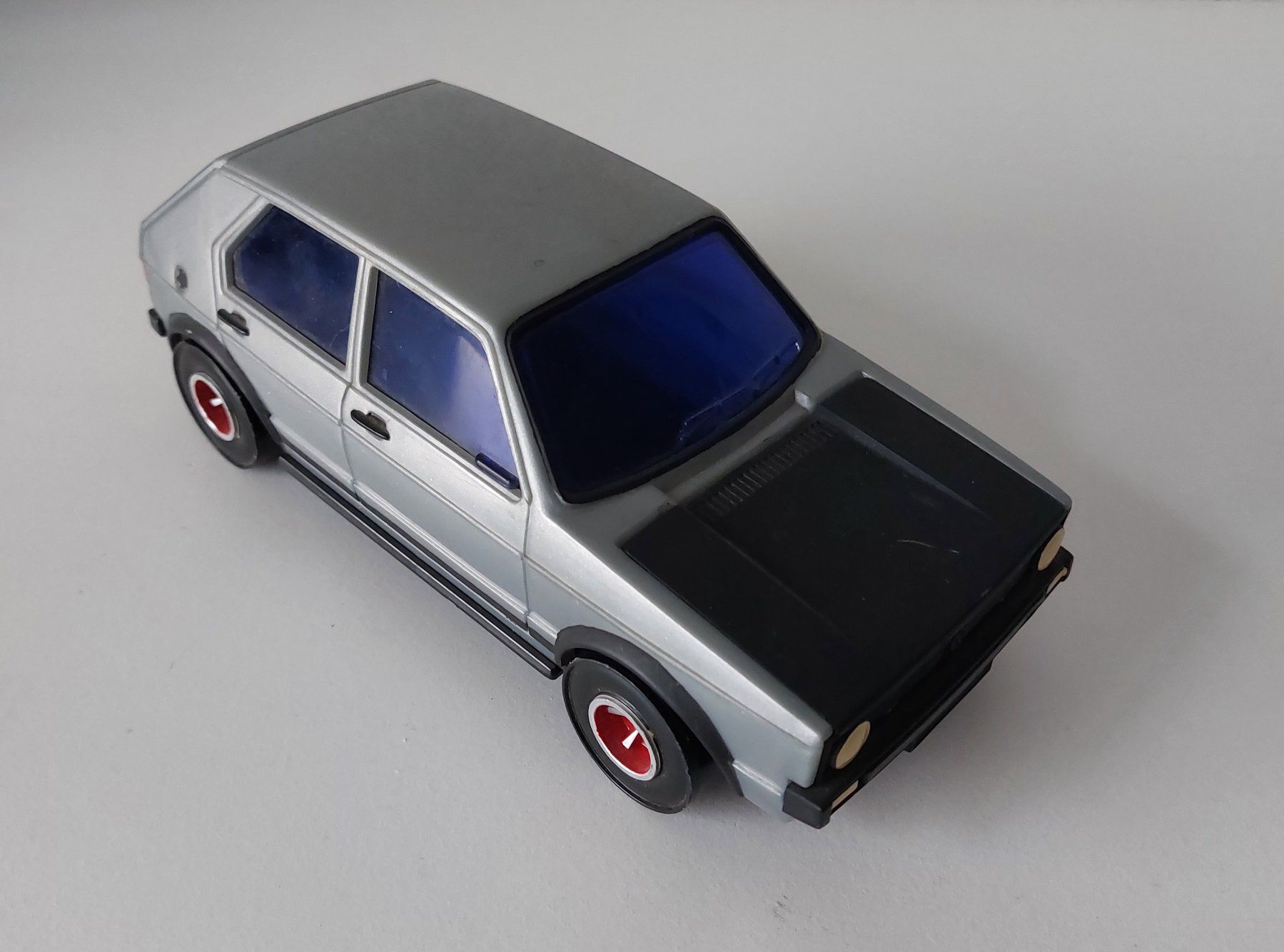 Volkswagen Modellini d'auto: VW GOLF 1/20 Modellauto – Usato da Schenkon venduto da TG10 1