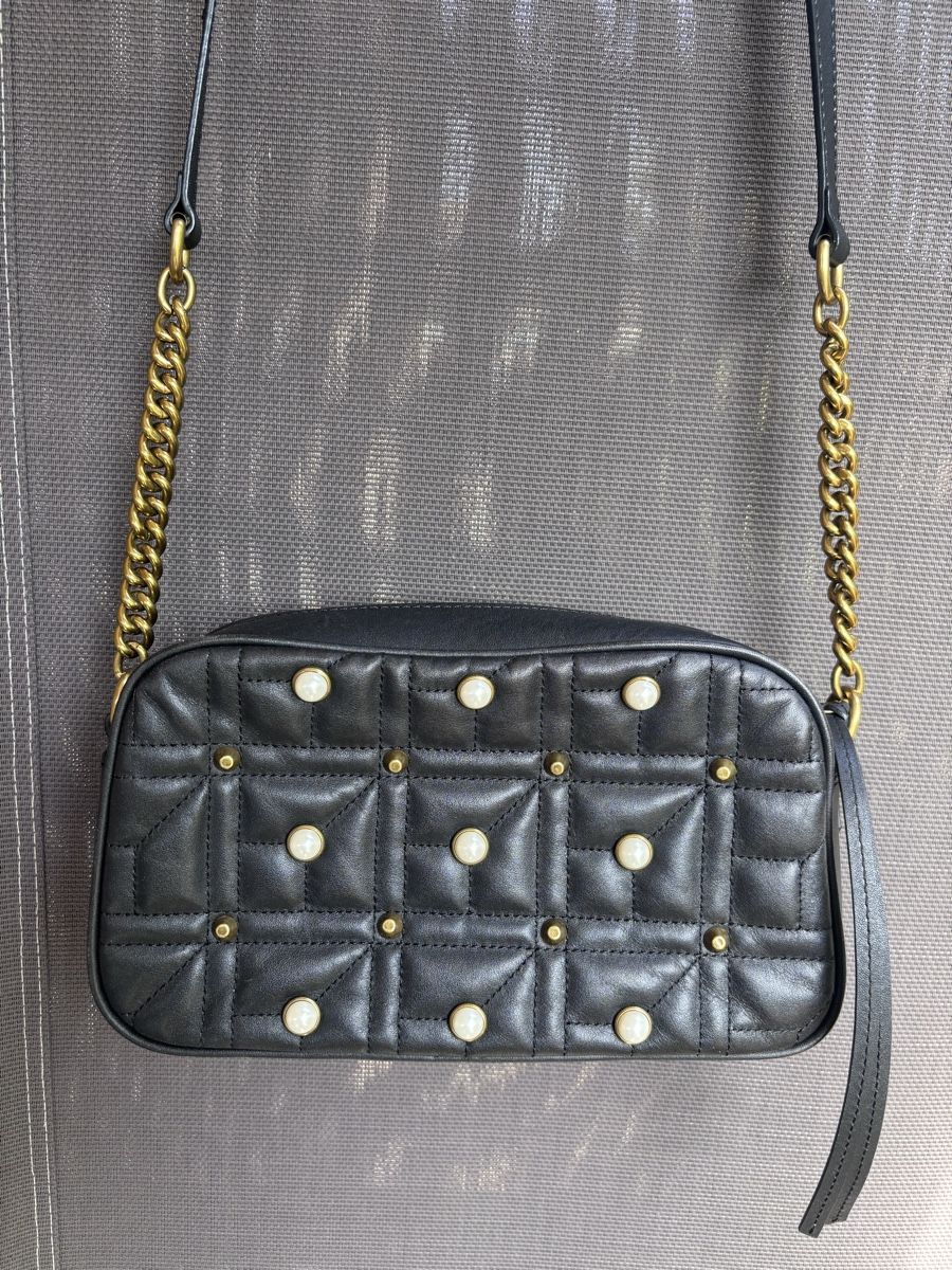Gucci Sacs femmes: Gucci Ledertasche  mit Perlen – D'occasion à schaffhausen par schogdie 2