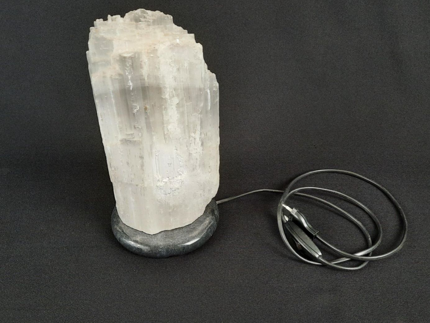 Lampes: Selenit-Steinlampe – D'occasion à Beinwil am See par Restwert_Beinwil 2