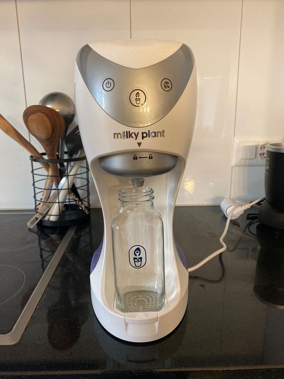Milky Plant in perfect conditions: plant based milk machine.