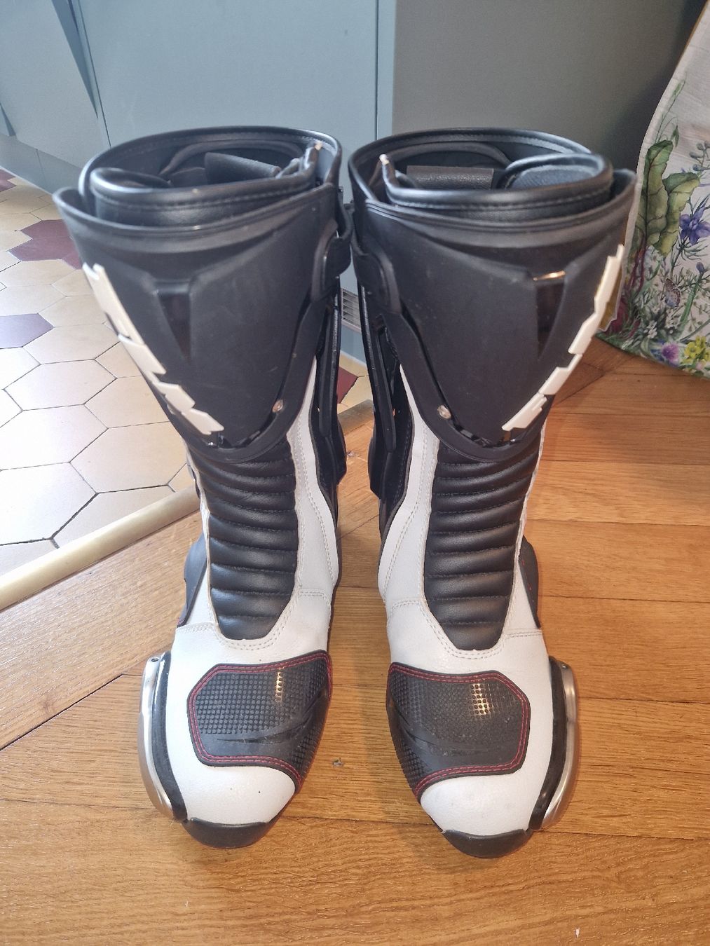 FLM Scarpe da uomo: FLM Motorradstiefel Gr. 43 – Usato da Zürich venduto da nirytl