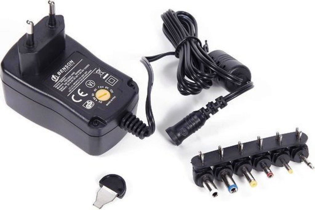 Ladegeräte: Multi-Stecker-Netzgerät von 3-12V /1A – Neu und originalverpackt aus St. Gallen von schnaeppchen-preise