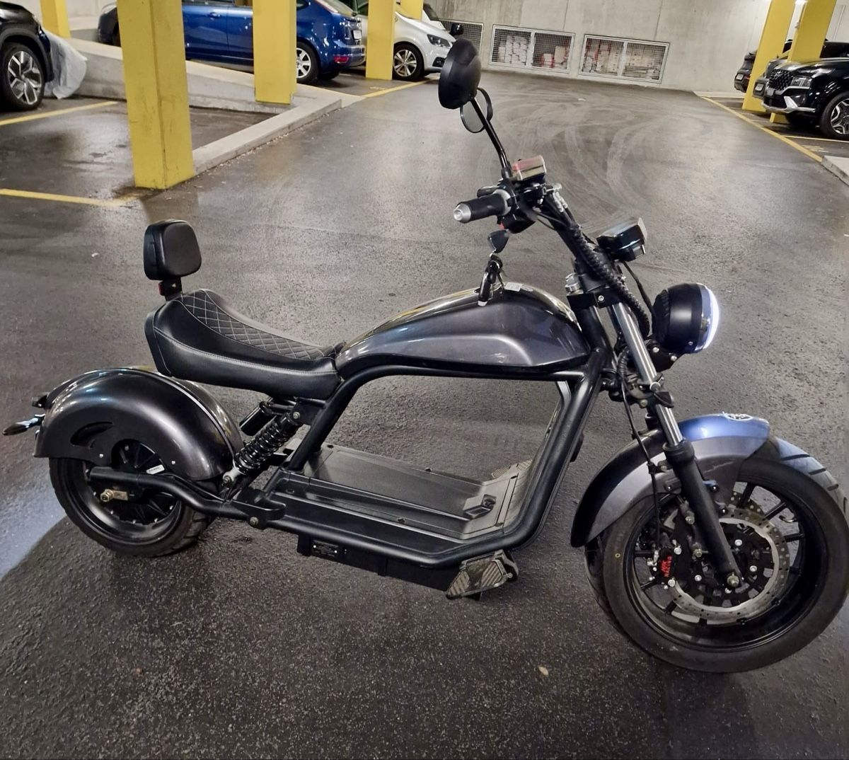Scooter: [GUT & GÜNSTIG]: 6.0 PRO DUO E-SCOOTER - 45km/h – Difettoso da Arni AG venduto da CreaFlex