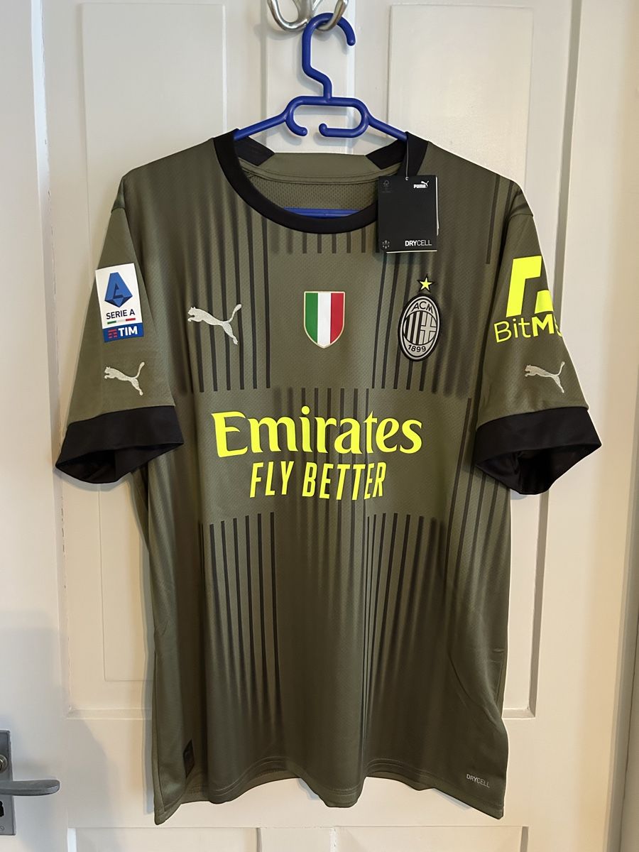 Puma Canottiere & Pantaloni: Trikot AC Milan, Tonali #8! – Nuovo e nell'imballaggio originale da Gümmenen venduto da H-F-S 1