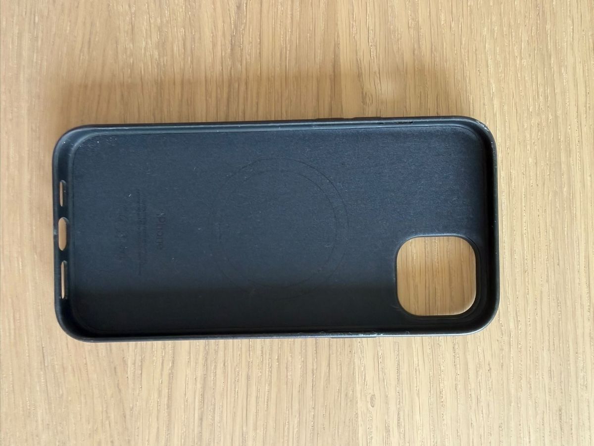 Apple Covers & Schutzfolien: iPhone 15 Plus Case Bundle – Gebraucht aus Zürich von gio_26hd 5