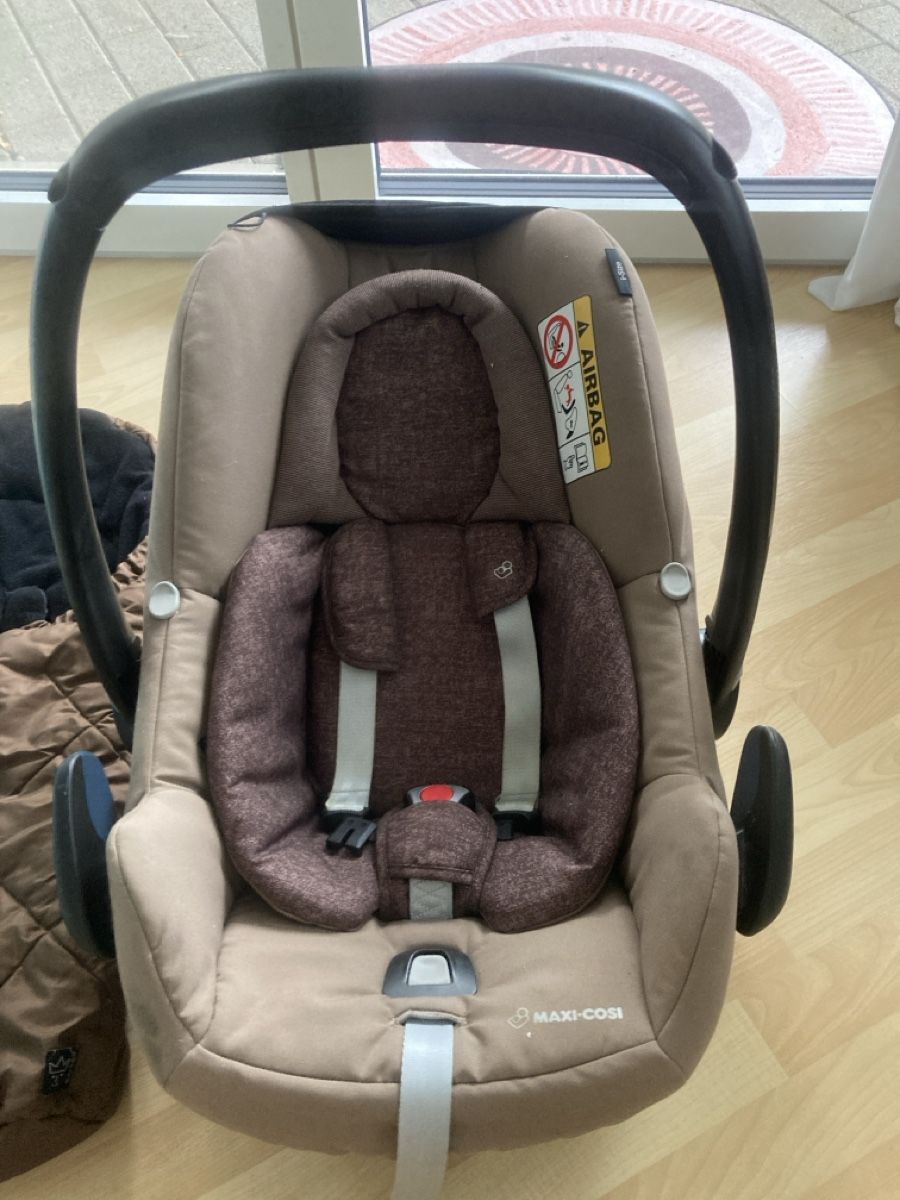 Maxi-Cosi Seggiolini per auto: Maxi Cosi – Usato da Walchwil venduto da LJS1982