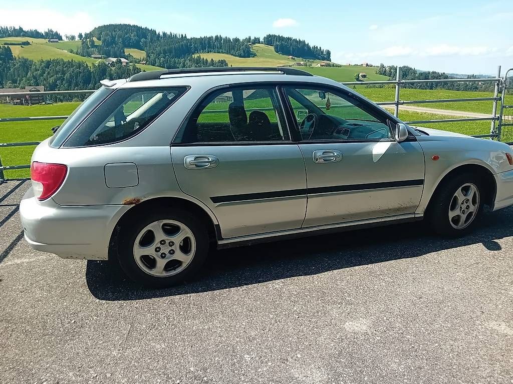 Autos: Subaru Impreza 2.0 GX 4WD – D'occasion à Hundwil par uel_q66s 2