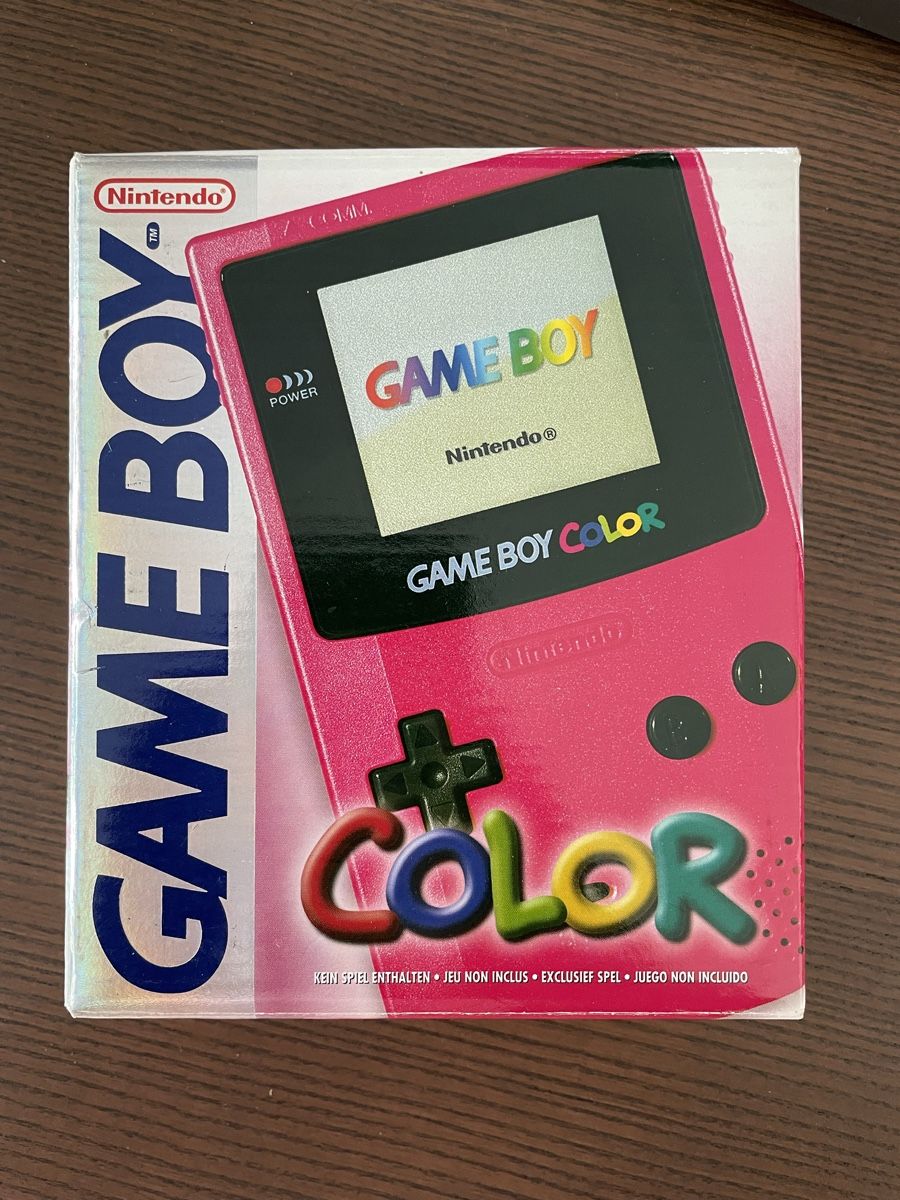 Nintendo Konsolen: Gameboy Color With Original Box! – Gebraucht aus Kloten von  4