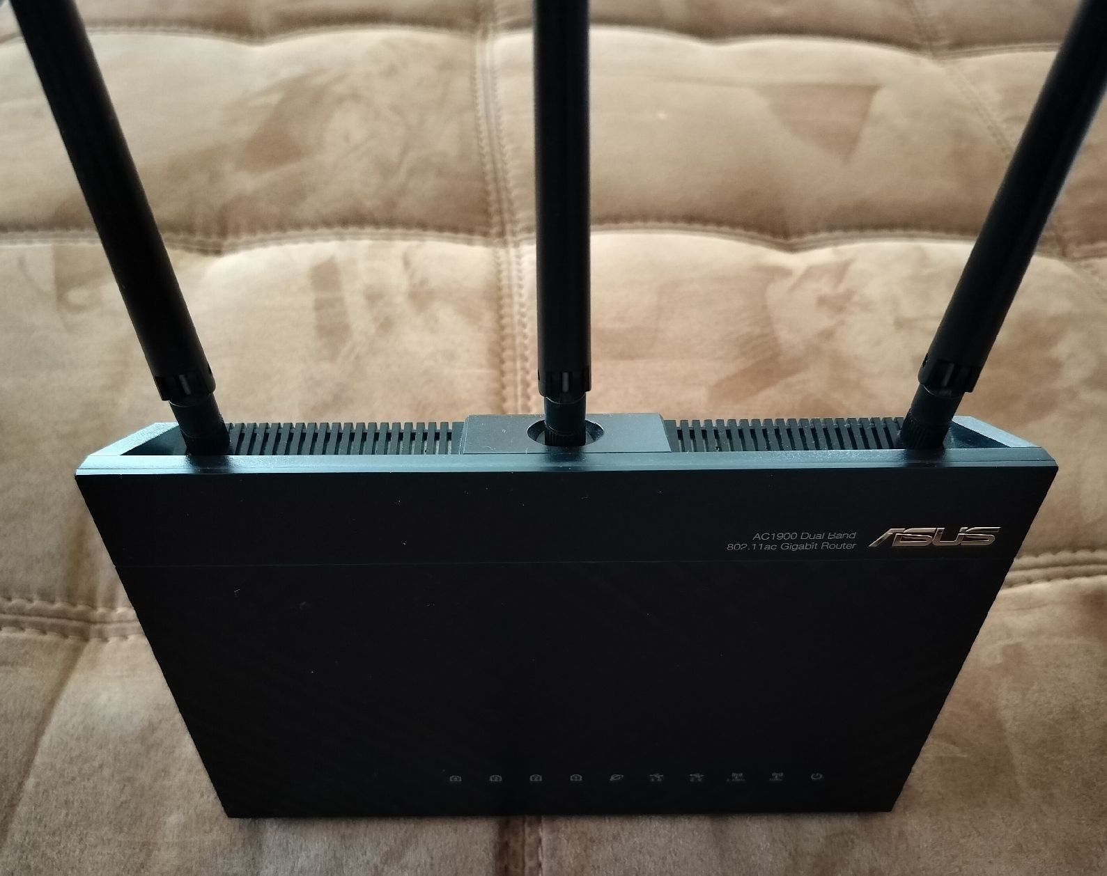 Asus Modems & Router: Asus AC Mesh-Netzwerk (5x Router/Node)  – Gebraucht aus Kaltbrunn von bagadeath 5