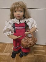 Sammlerpuppe, Trachtenpuppe, Handarbeit mit Korb, Top!
