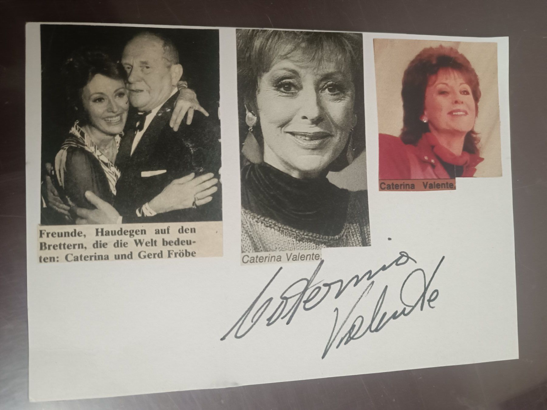 Autografi: Caterina Valente  - Handsigniert – Usato da Menziken venduto da Artographs
