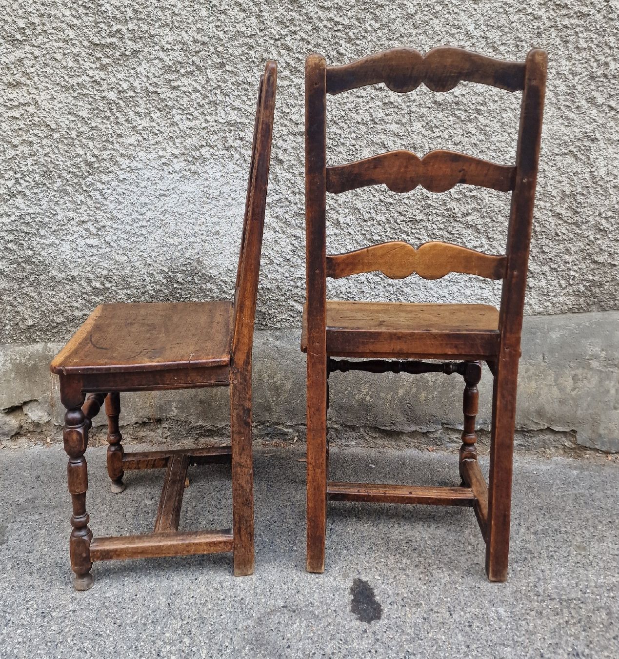 Sedie: 2 chaises style Louis 13 – Usato da Lausanne venduto da ama_2fz8 1
