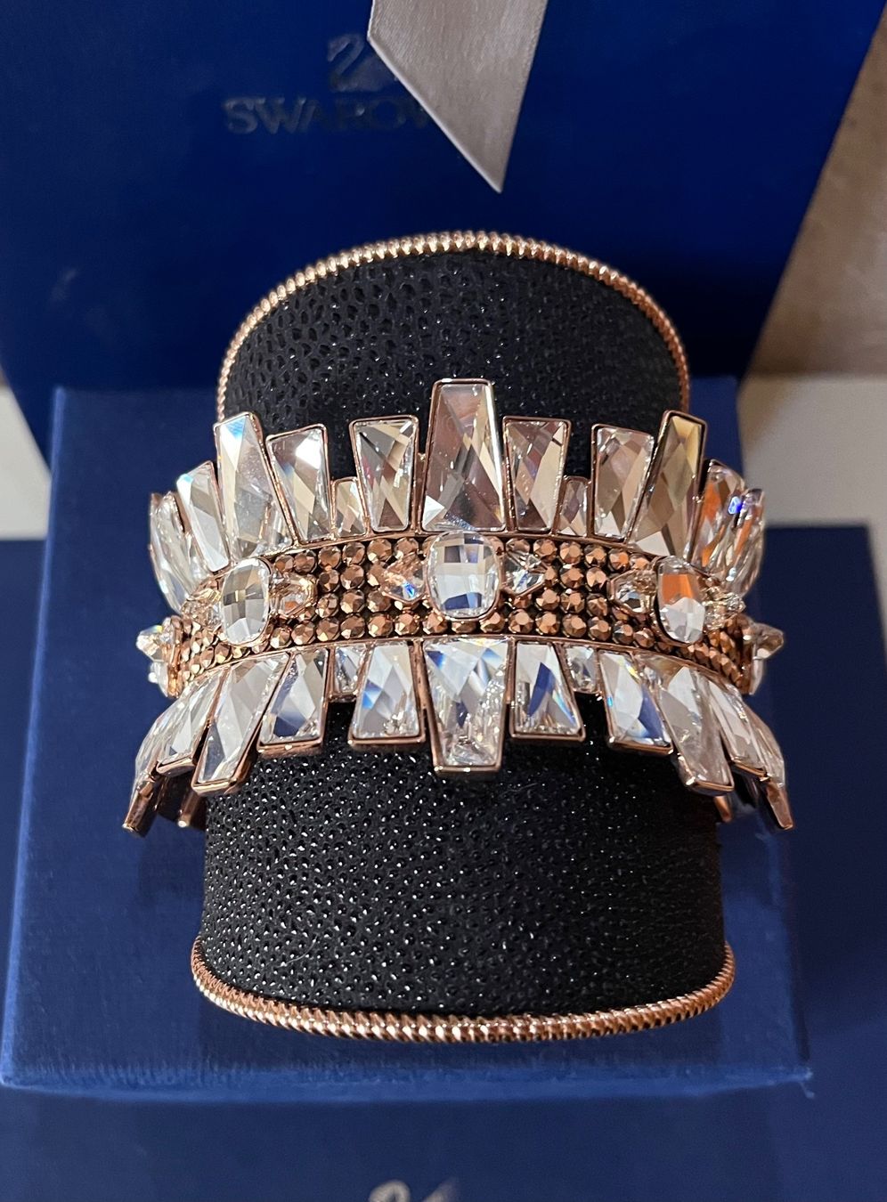 Swarovski Armbänder & -reifen: Swarovski Statement Armband neu, original mit box – Neu (gemäss Beschreibung) aus Kirchleerau von Piroska05 6