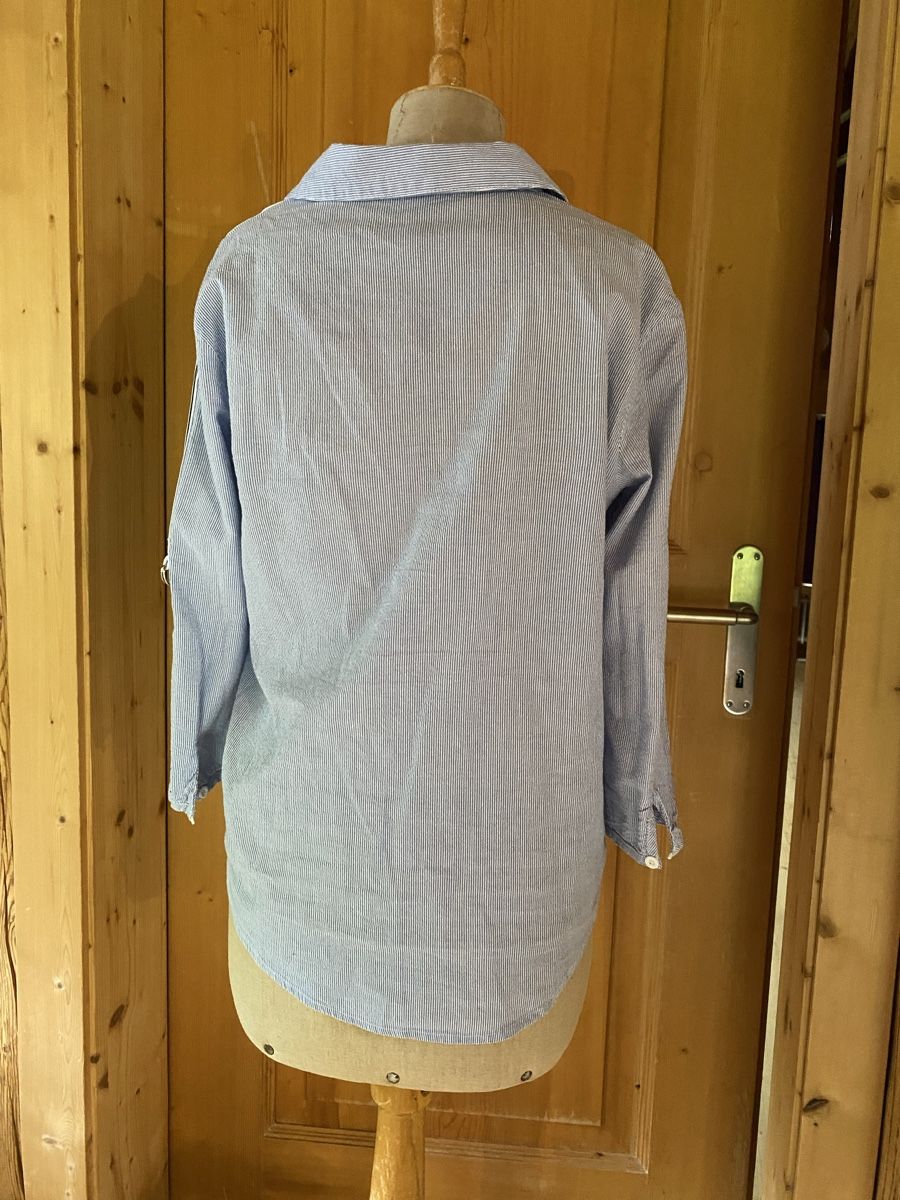 Camicette: Gestreifte Bluse mit coolem Detail – Usato da Bern venduto da ha6_zm75 2