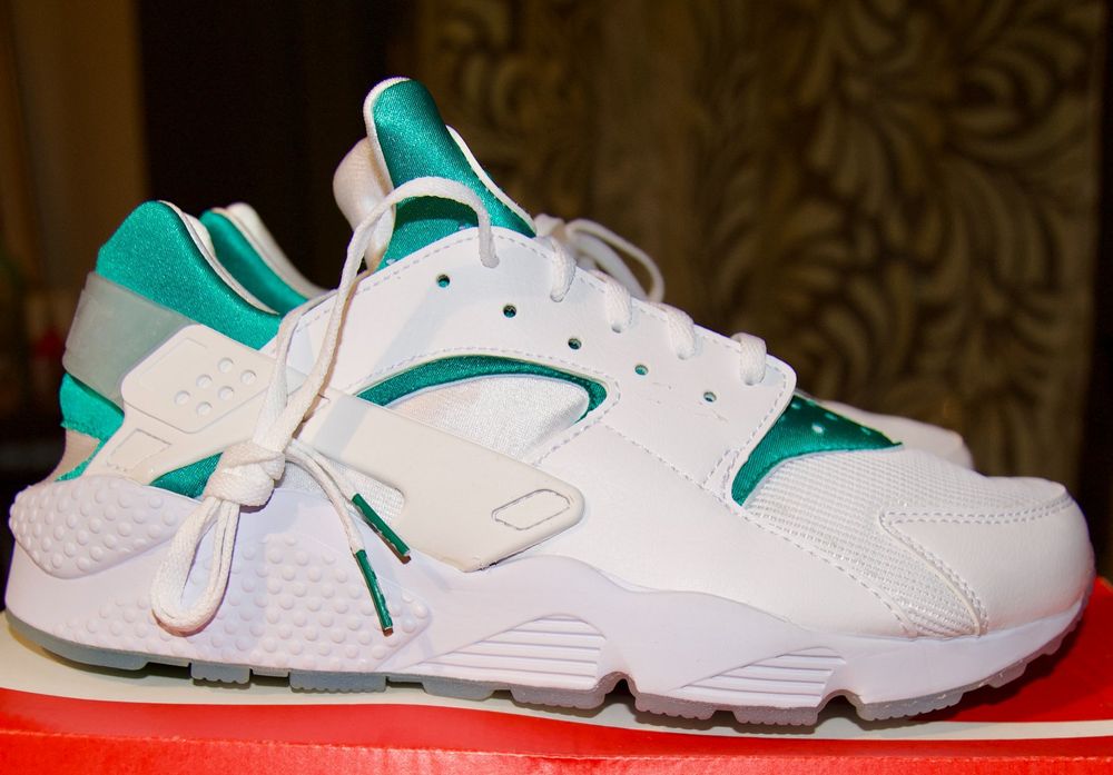 Nike Air Huarache City Pack Paris 12 (US) 46 (EU) NEU (Neu