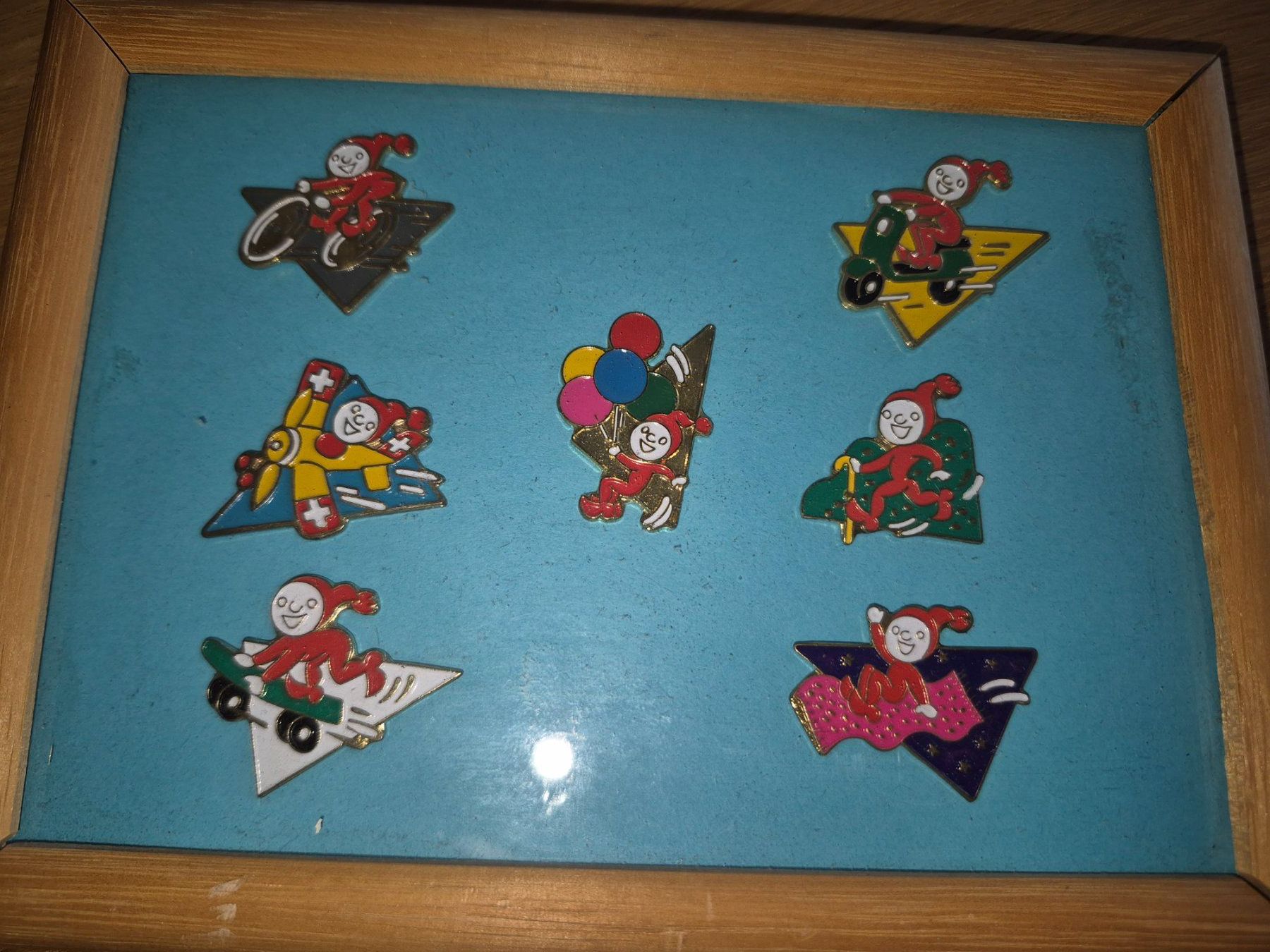Placchette & Badge: Pin Set Knorr – Usato da Buttikon SZ venduto da sefa02