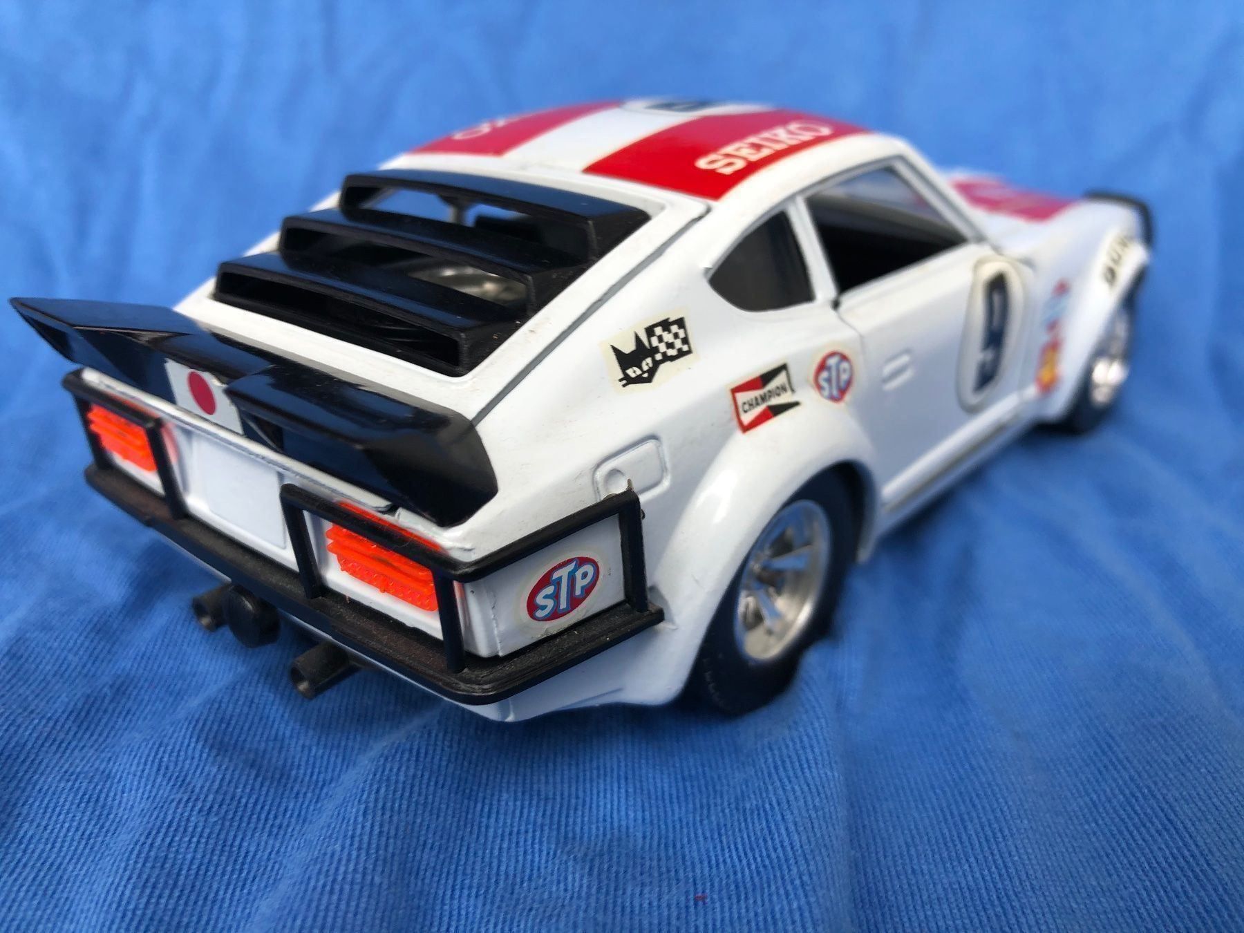 Modellini d'auto: Datsun nissan 240z Oldtimer Bburago 1/24 – Usato da Reinach AG venduto da rares75 1